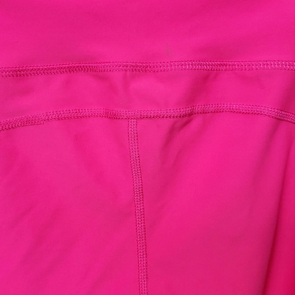 Athletic Bundle (Top XL/Leggings L) - Picture 14 of 16